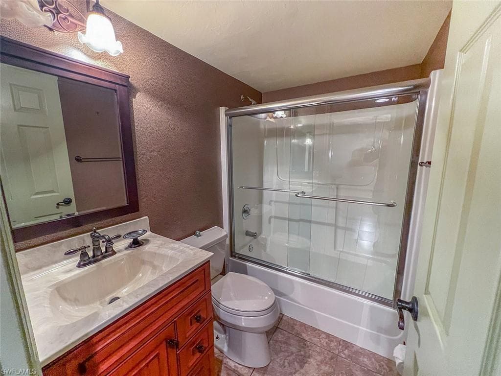 2121 Collier AVE # 316, FORT MYERS FL 33901-13