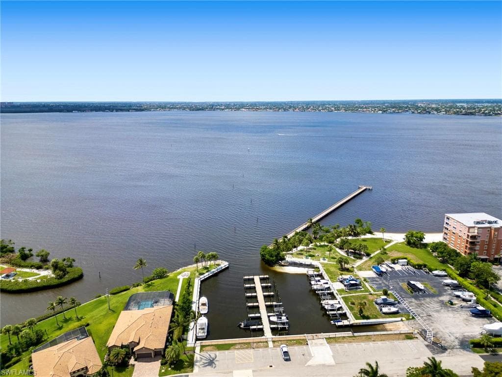 11921 Seabreeze Cove LN # 104, FORT MYERS FL 33908-26