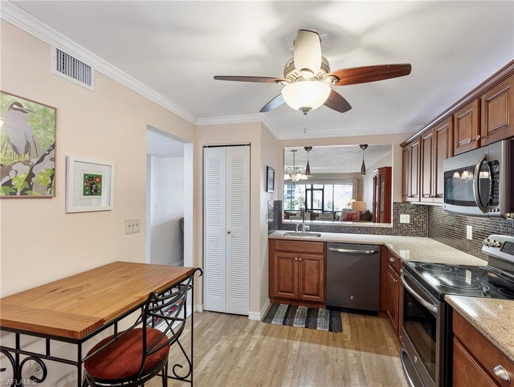 11921 Seabreeze Cove LN # 104, FORT MYERS FL 33908-12