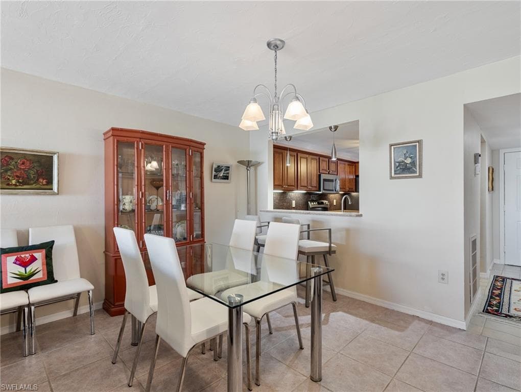 11921 Seabreeze Cove LN # 104, FORT MYERS FL 33908-9