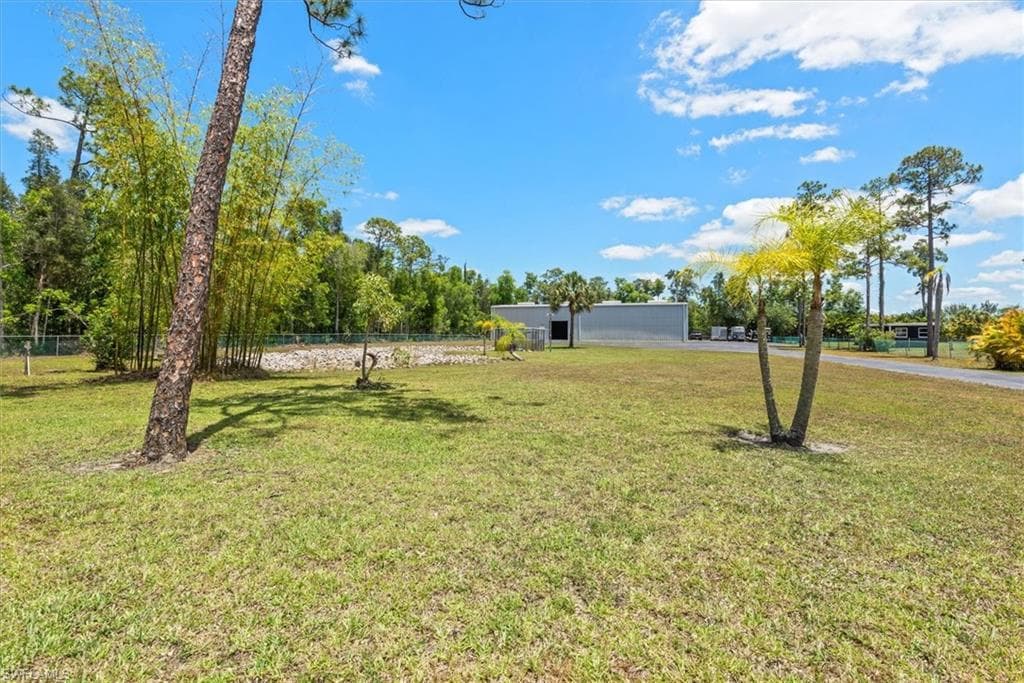 15261 Shamrock DR, FORT MYERS FL 33912-32