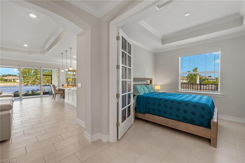 309 Spiaggio CT, NAPLES FL 34114-18