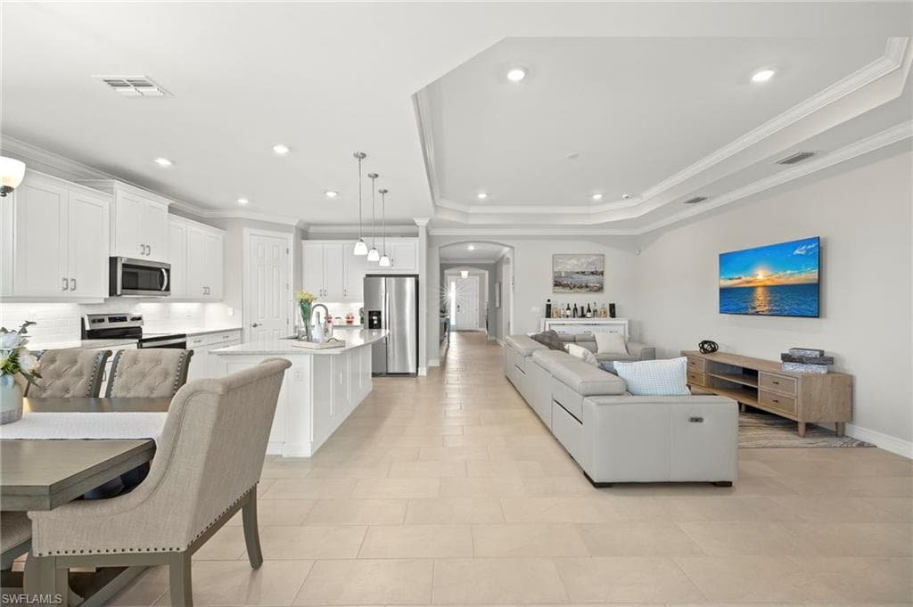 309 Spiaggio CT, NAPLES FL 34114-3