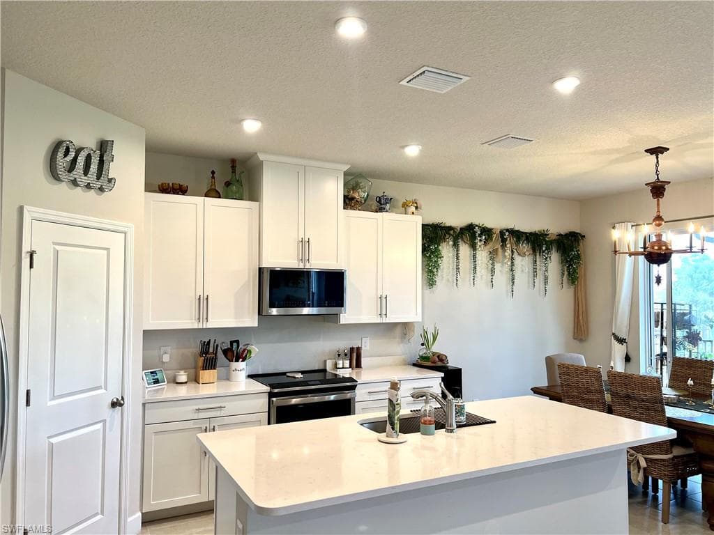 9712 Parrish Glenn, PARRISH FL 34219-11