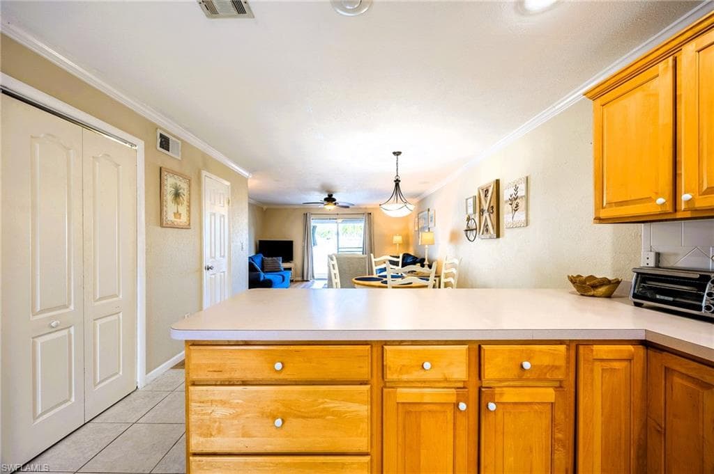 6777 Winkler RD # 150, FORT MYERS FL 33919-5
