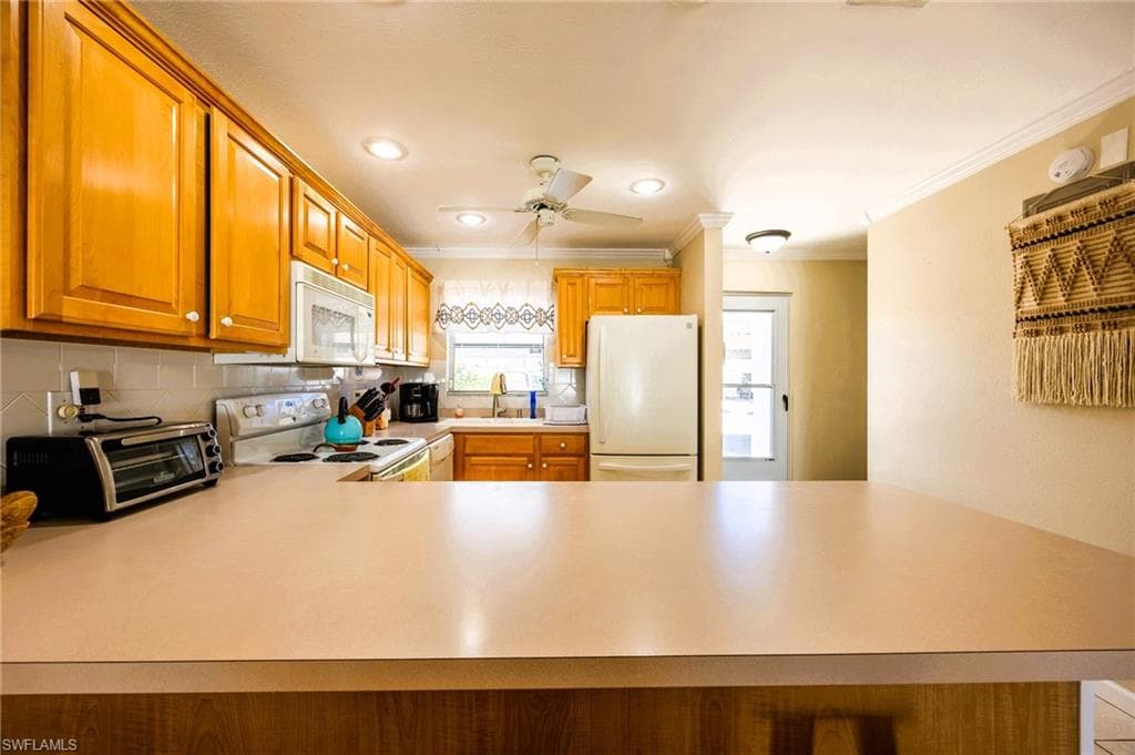 6777 Winkler RD # 150, FORT MYERS FL 33919-4