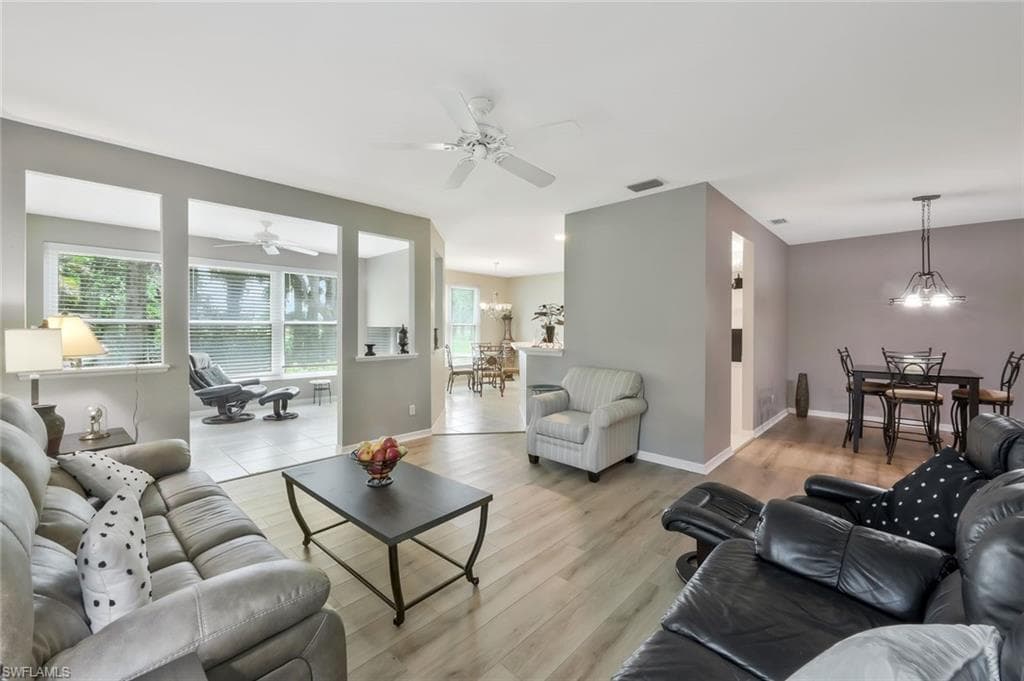 1340 Charleston Square DR # 101, NAPLES FL 34110-1