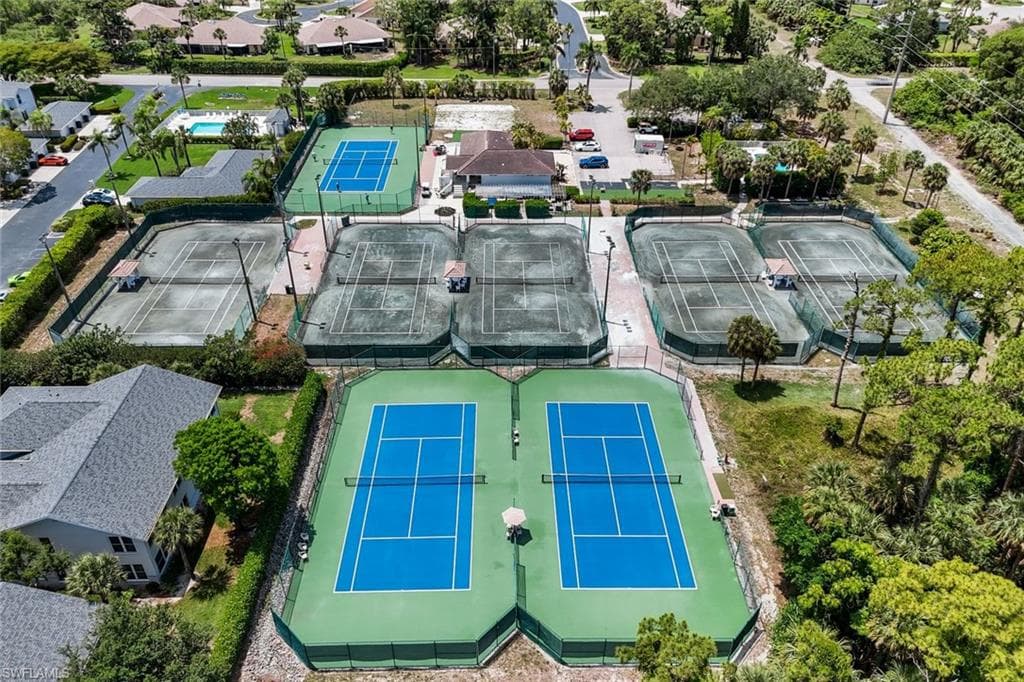 1340 Charleston Square DR # 101, NAPLES FL 34110-25