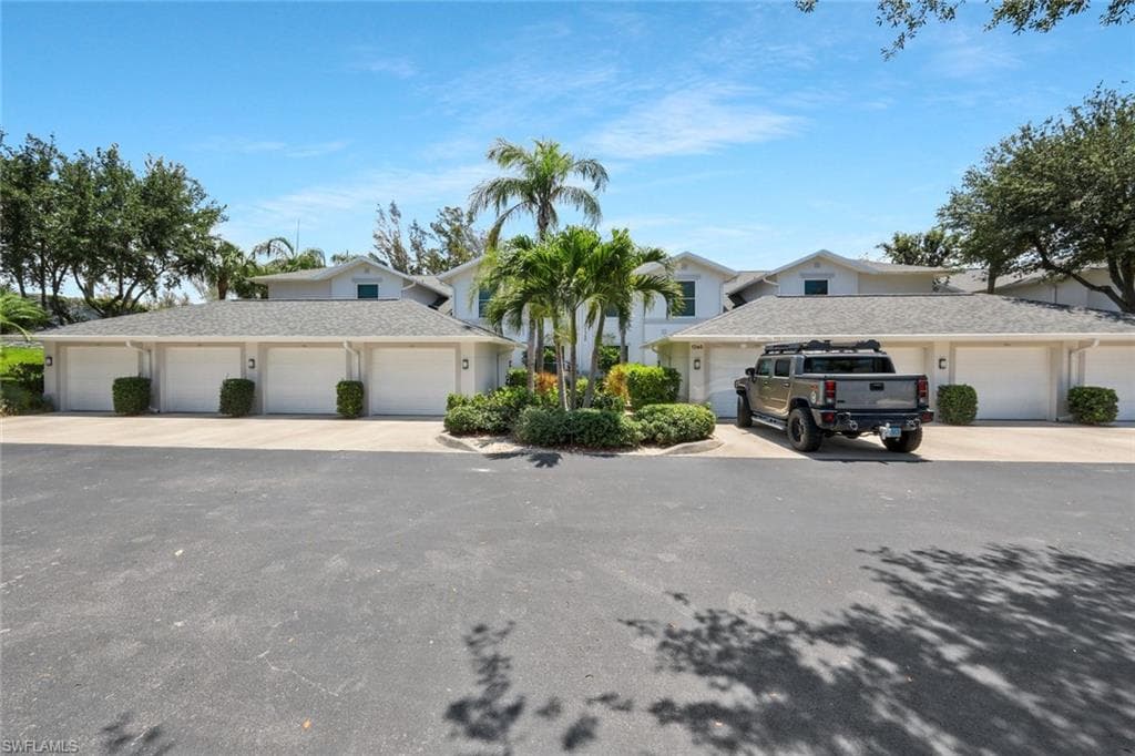 1340 Charleston Square DR # 101, NAPLES FL 34110-21