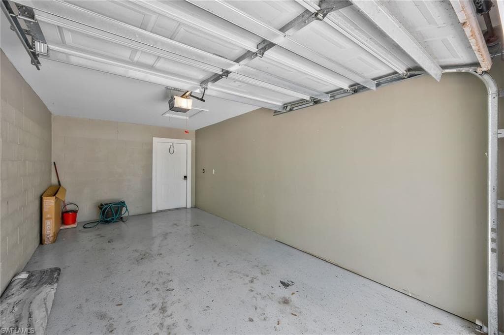 1340 Charleston Square DR # 101, NAPLES FL 34110-19