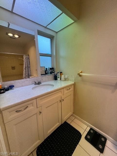 323 Dania ST, LEHIGH ACRES FL 33936-10