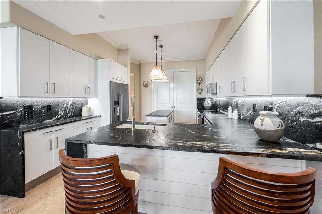 560 El Camino Real # 1102, NAPLES FL 34119-12