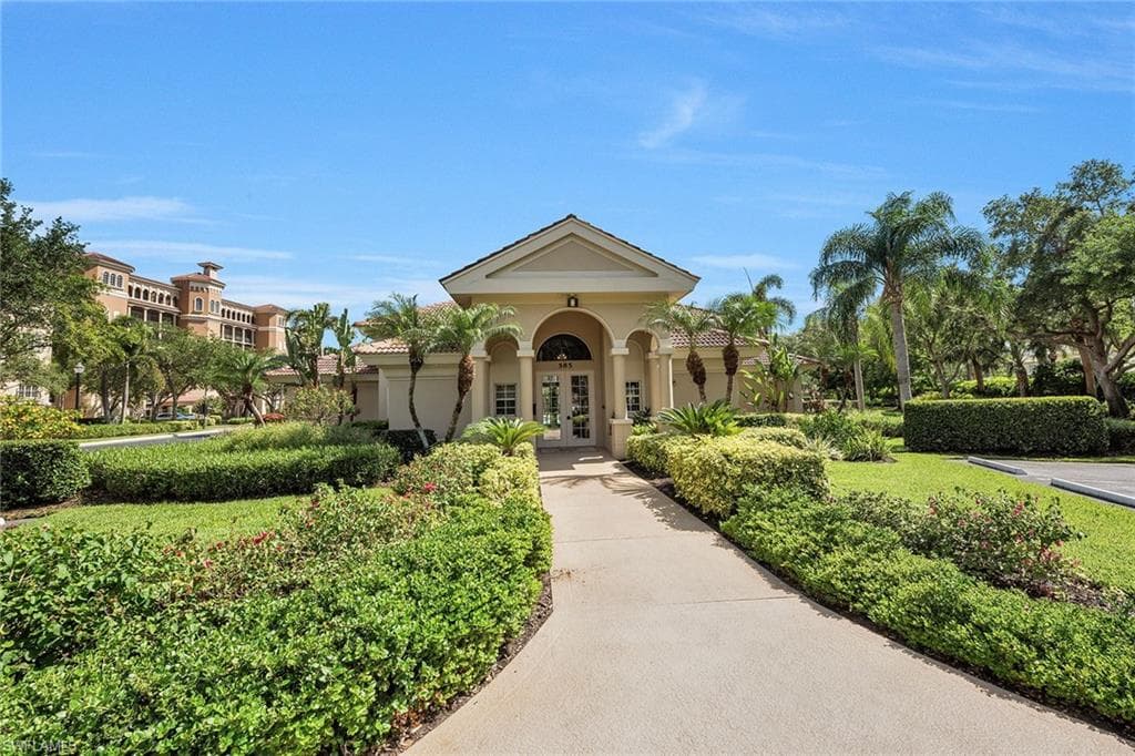 560 El Camino Real # 1102, NAPLES FL 34119-33