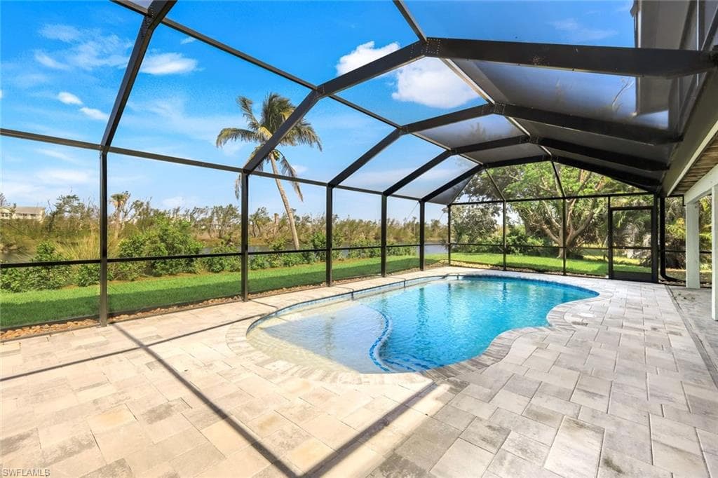 647 Rabbit RD, SANIBEL FL 33957-1