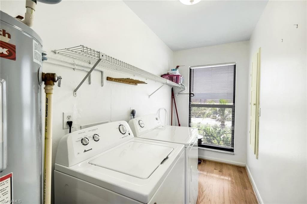647 Rabbit RD, SANIBEL FL 33957-21