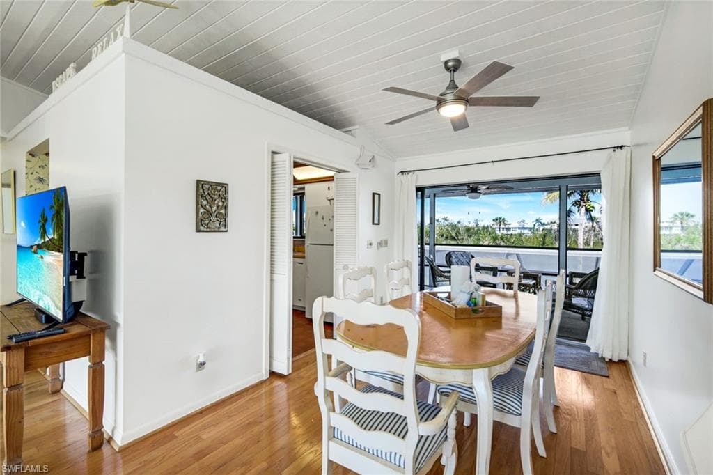 647 Rabbit RD, SANIBEL FL 33957-8