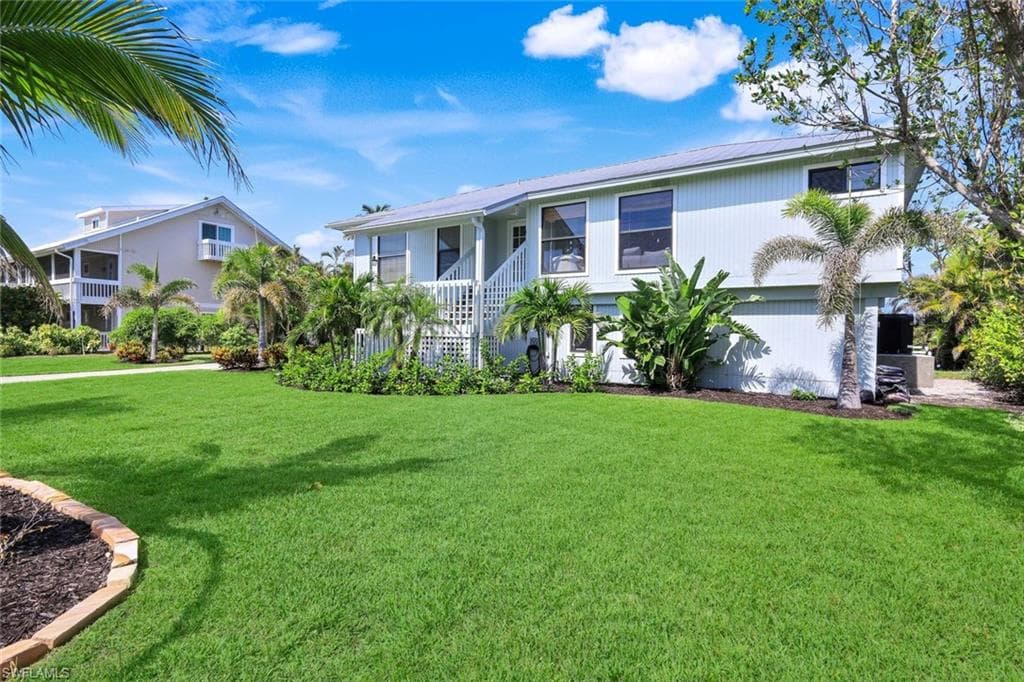 647 Rabbit RD, SANIBEL FL 33957-32