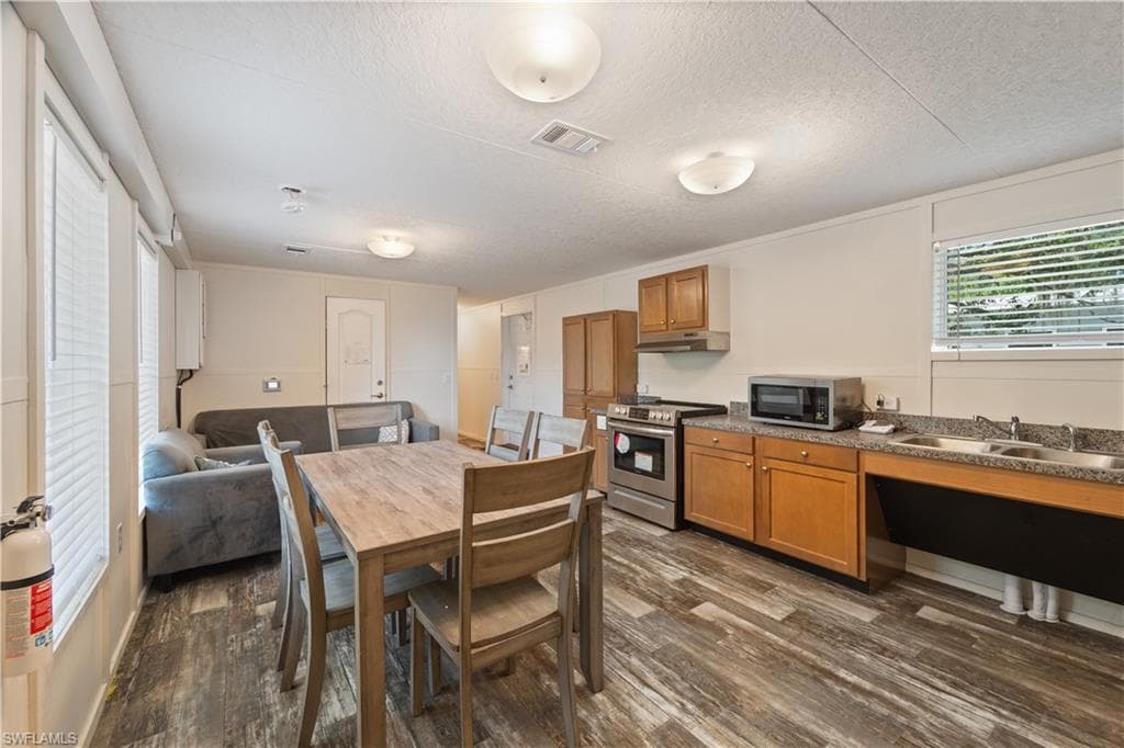 5545 State Road 29 S-4