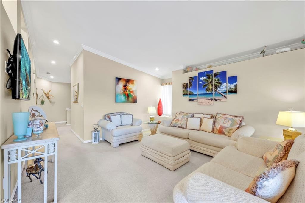 2476 Orchid Bay DR # W201, NAPLES FL 34109-8