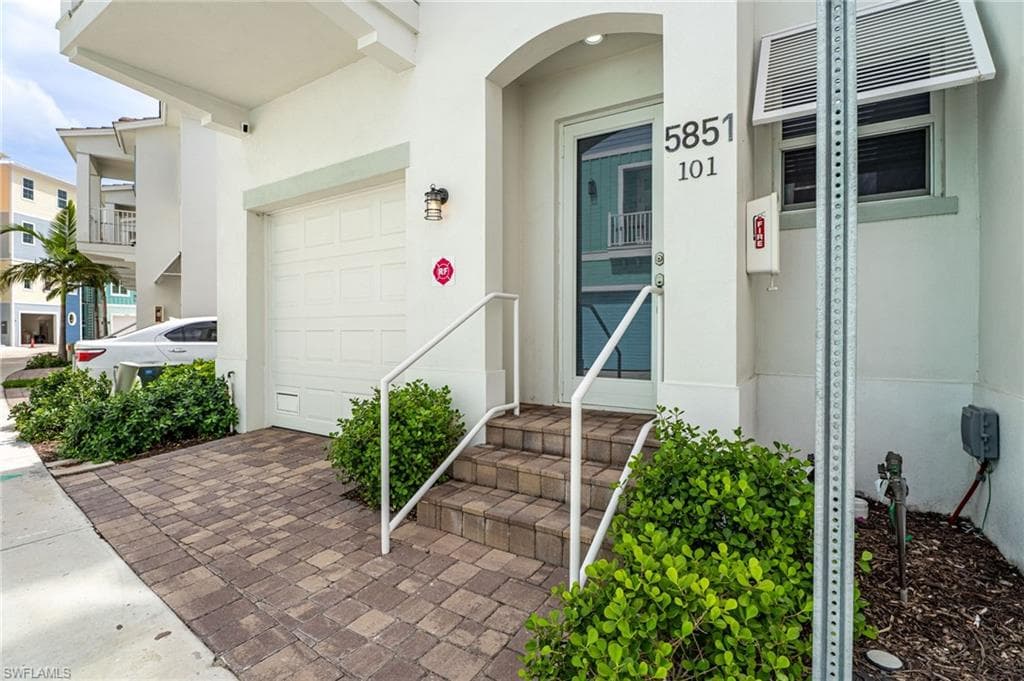 5851 Shell Cove DR 101A-34