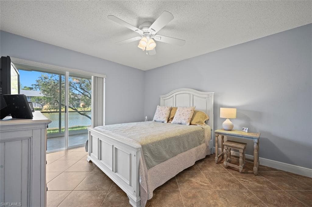 1210 Yesica Ann CIR # C105, NAPLES FL 34110-9