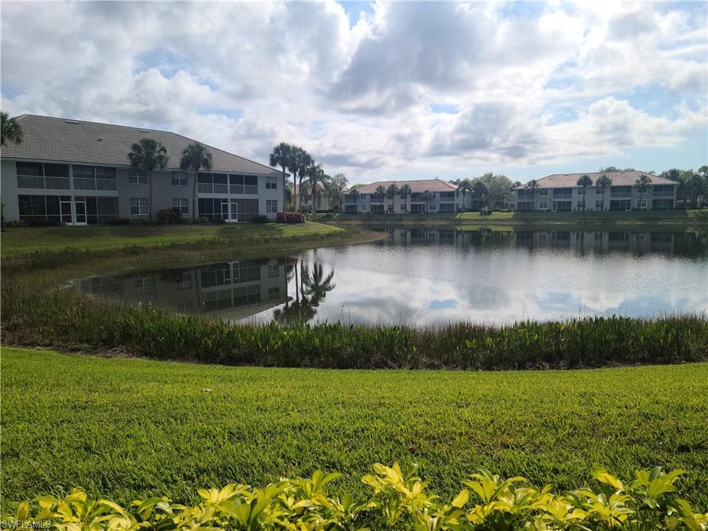 2255 Harmony LN # 8, NAPLES FL 34109-16