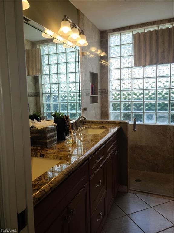 2255 Harmony LN # 8, NAPLES FL 34109-13