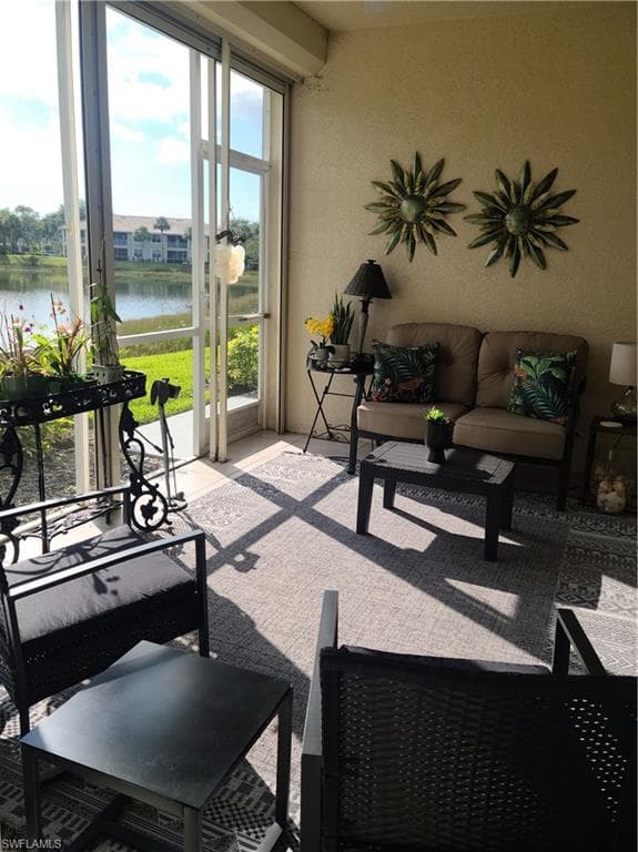 2255 Harmony LN # 8, NAPLES FL 34109-14