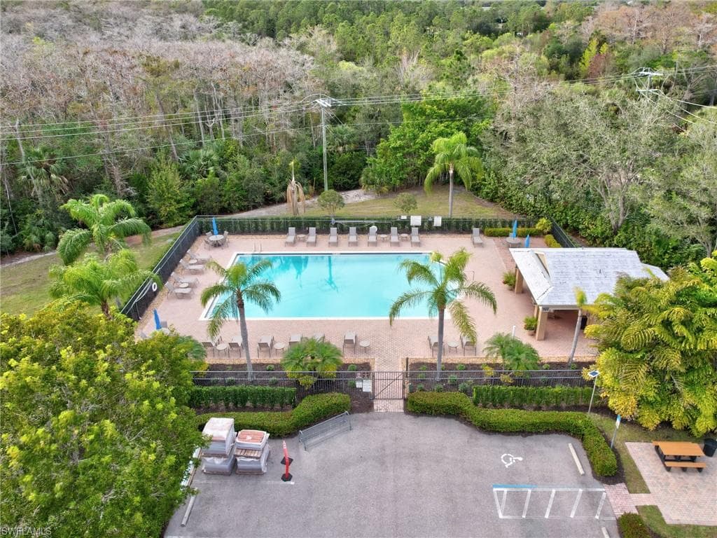 6670 Huntington Lakes CIR 104-26
