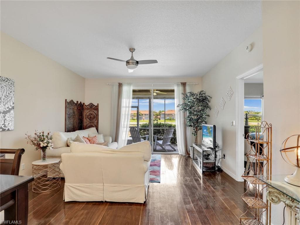 6670 Huntington Lakes CIR 104-12