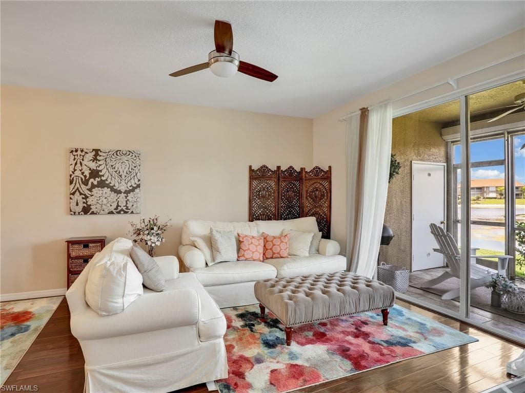 6670 Huntington Lakes CIR 104-13