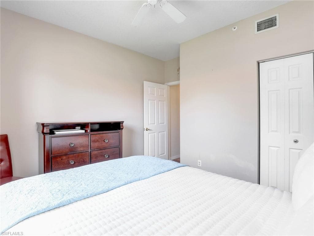 6670 Huntington Lakes CIR 104-18