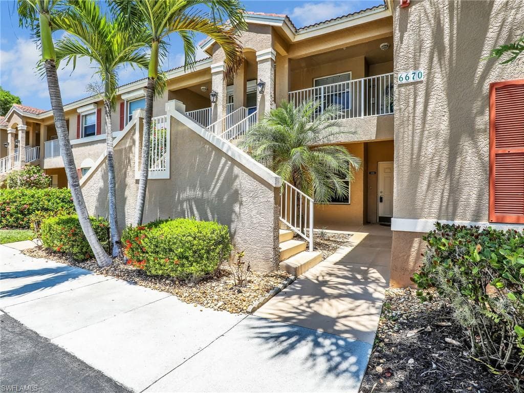 6670 Huntington Lakes CIR 104-28