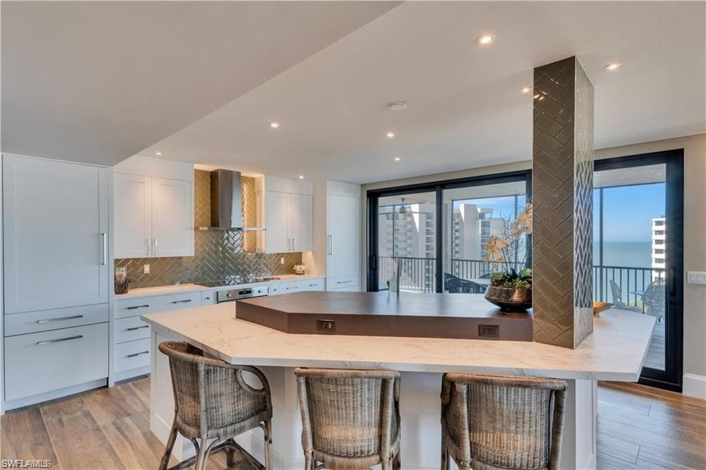11030 Gulf Shore DR # 1201, NAPLES FL 34108-26