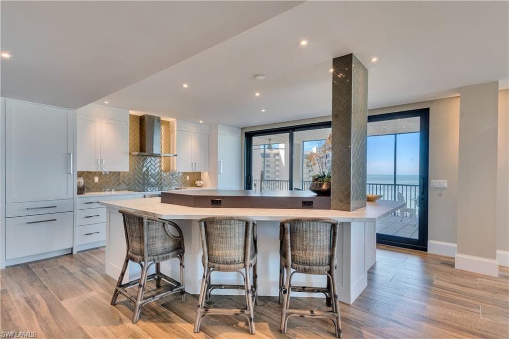 11030 Gulf Shore DR # 1201, NAPLES FL 34108-18