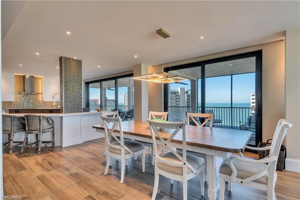 11030 Gulf Shore DR # 1201, NAPLES FL 34108-30