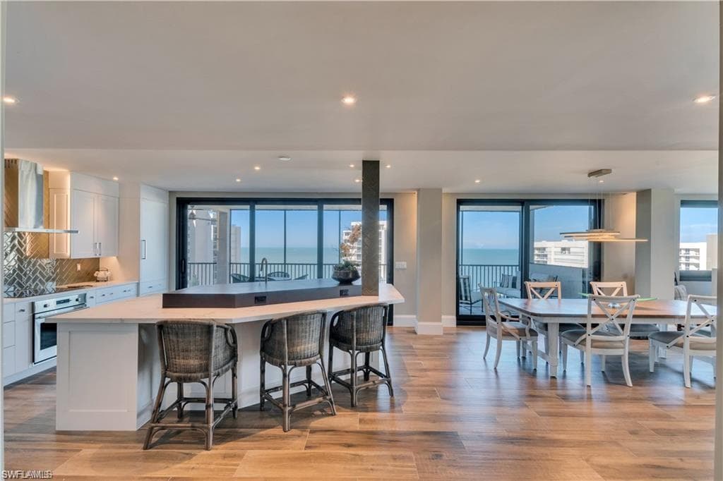 11030 Gulf Shore DR # 1201, NAPLES FL 34108-28