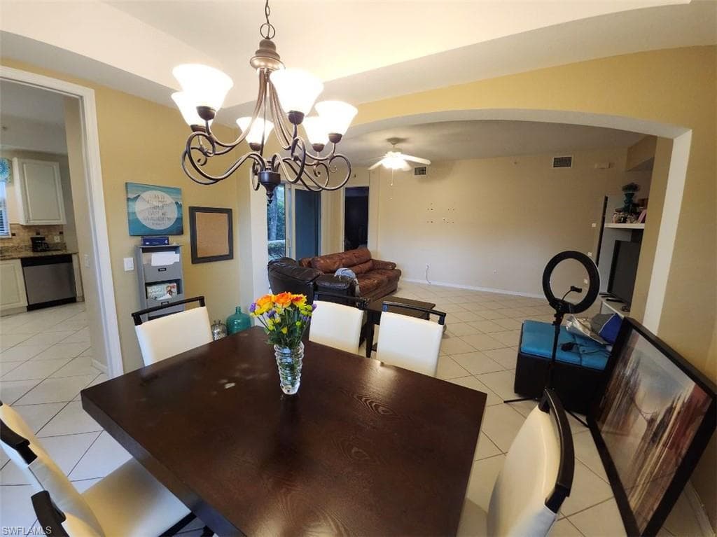 1445 Mariposa CIR # 101, NAPLES FL 34105-8