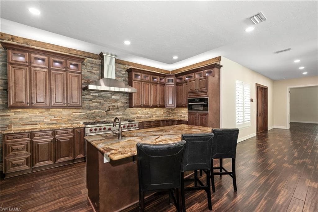 15860 Glendale LN, FORT MYERS FL 33912-12