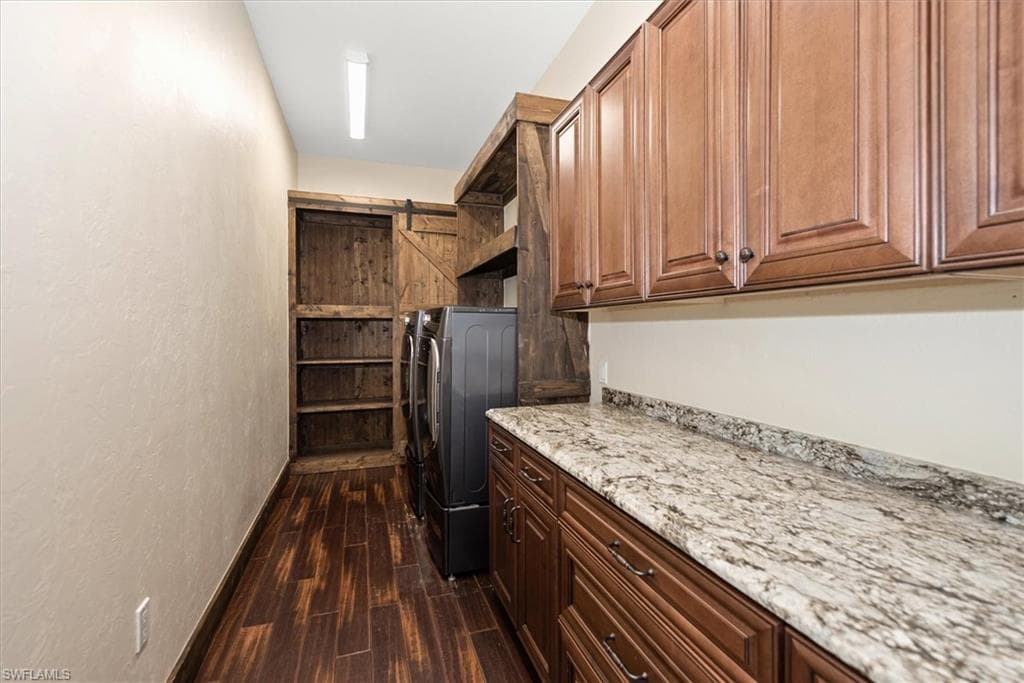 15860 Glendale LN, FORT MYERS FL 33912-29