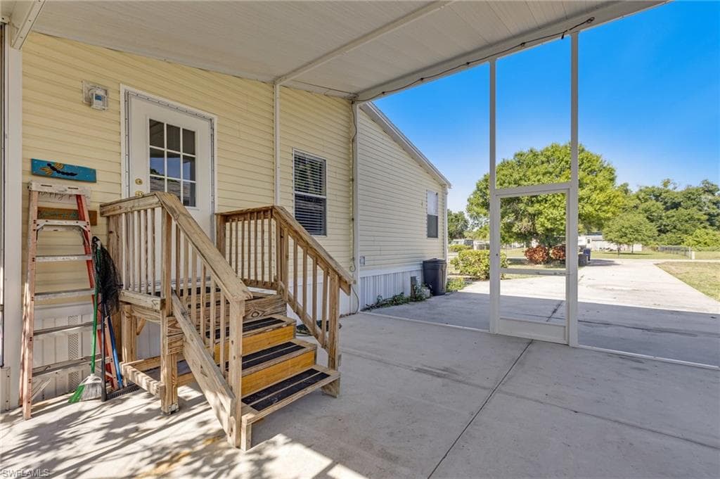 8269 Penny DR, NORTH FORT MYERS FL 33917-4