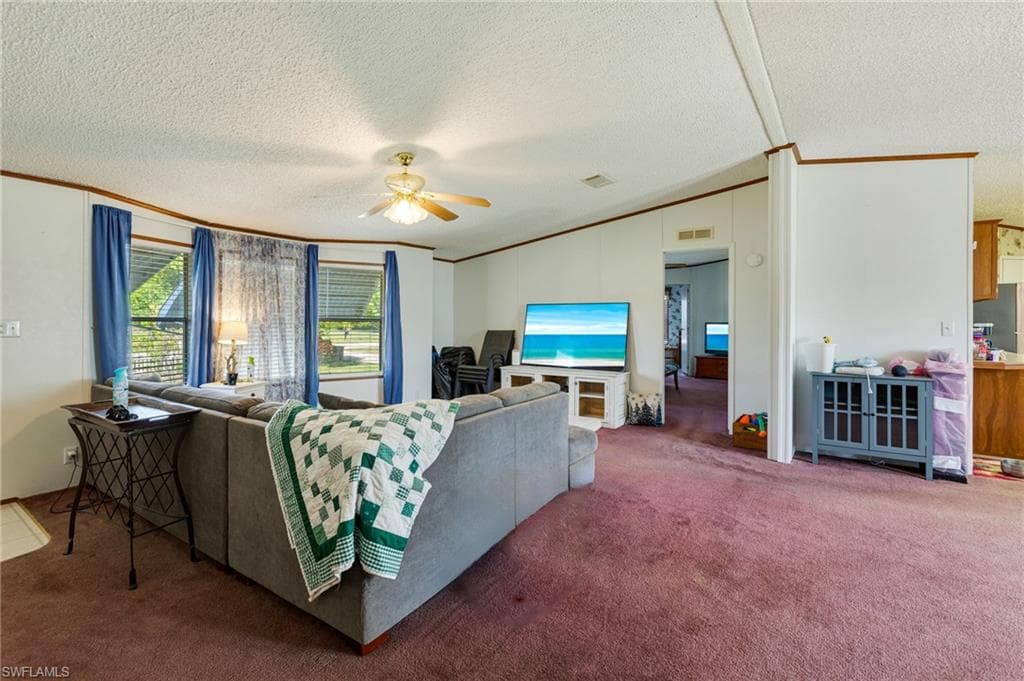 8269 Penny DR, NORTH FORT MYERS FL 33917-8