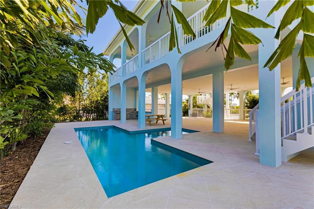 518 Avenida Primiceria, MARATHON FL 33050-25