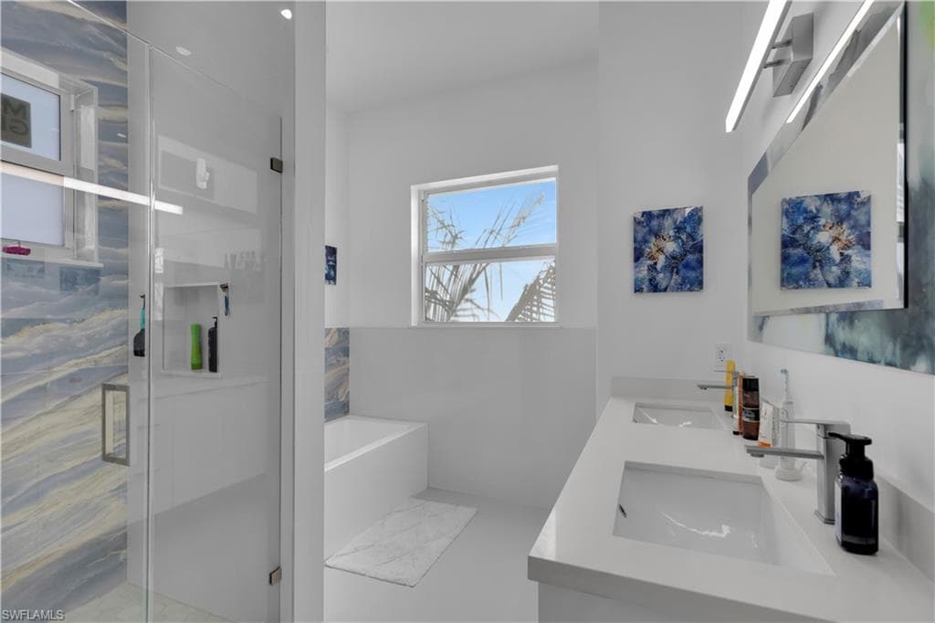 518 Avenida Primiceria, MARATHON FL 33050-6