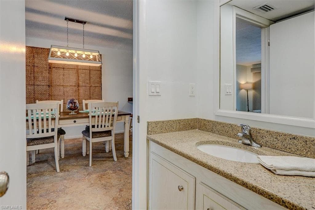 5000 Estero BLVD # 202, FORT MYERS BEACH FL 33931-23