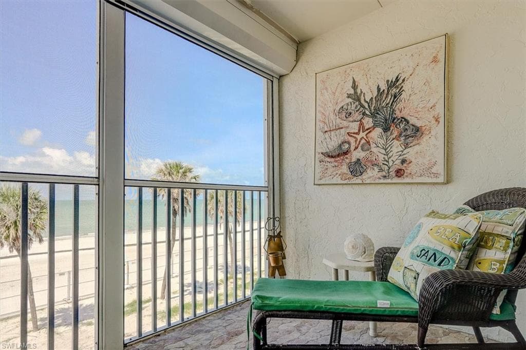 5000 Estero BLVD # 202, FORT MYERS BEACH FL 33931-32