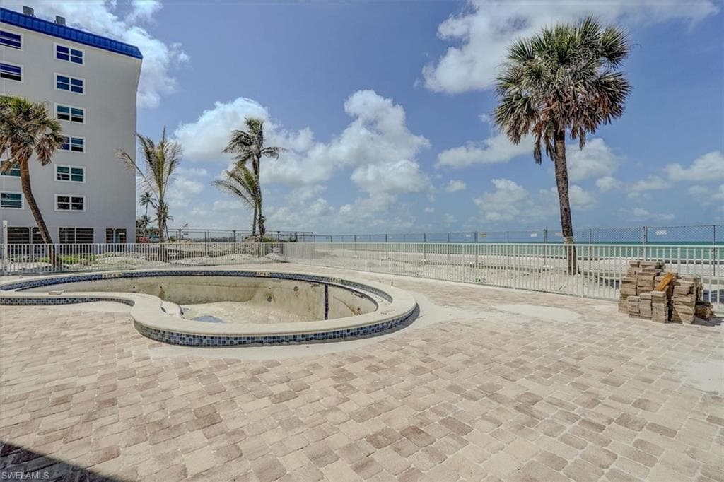 5000 Estero BLVD # 202, FORT MYERS BEACH FL 33931-36
