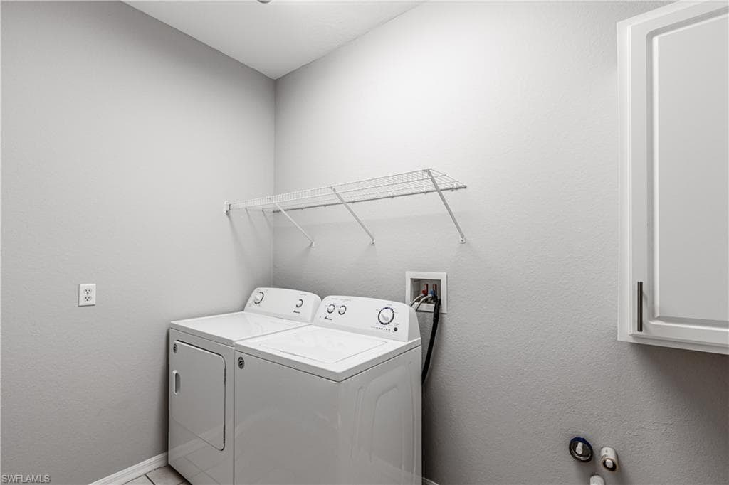 14183 Fall Creek CT, NAPLES FL 34114-14