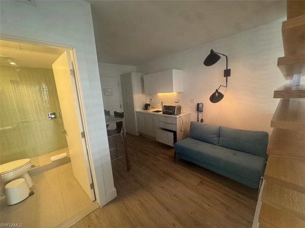 6080 COLLINS AVE 308-17