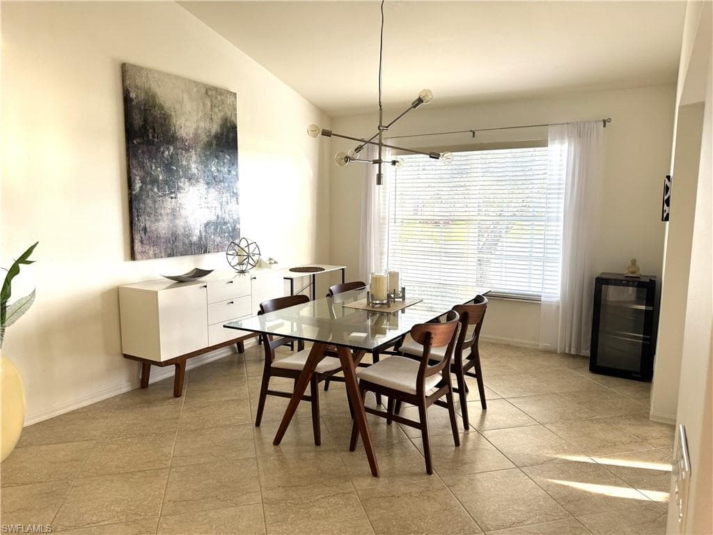 28048 Cavendish CT # 5904, BONITA SPRINGS FL 34135-3